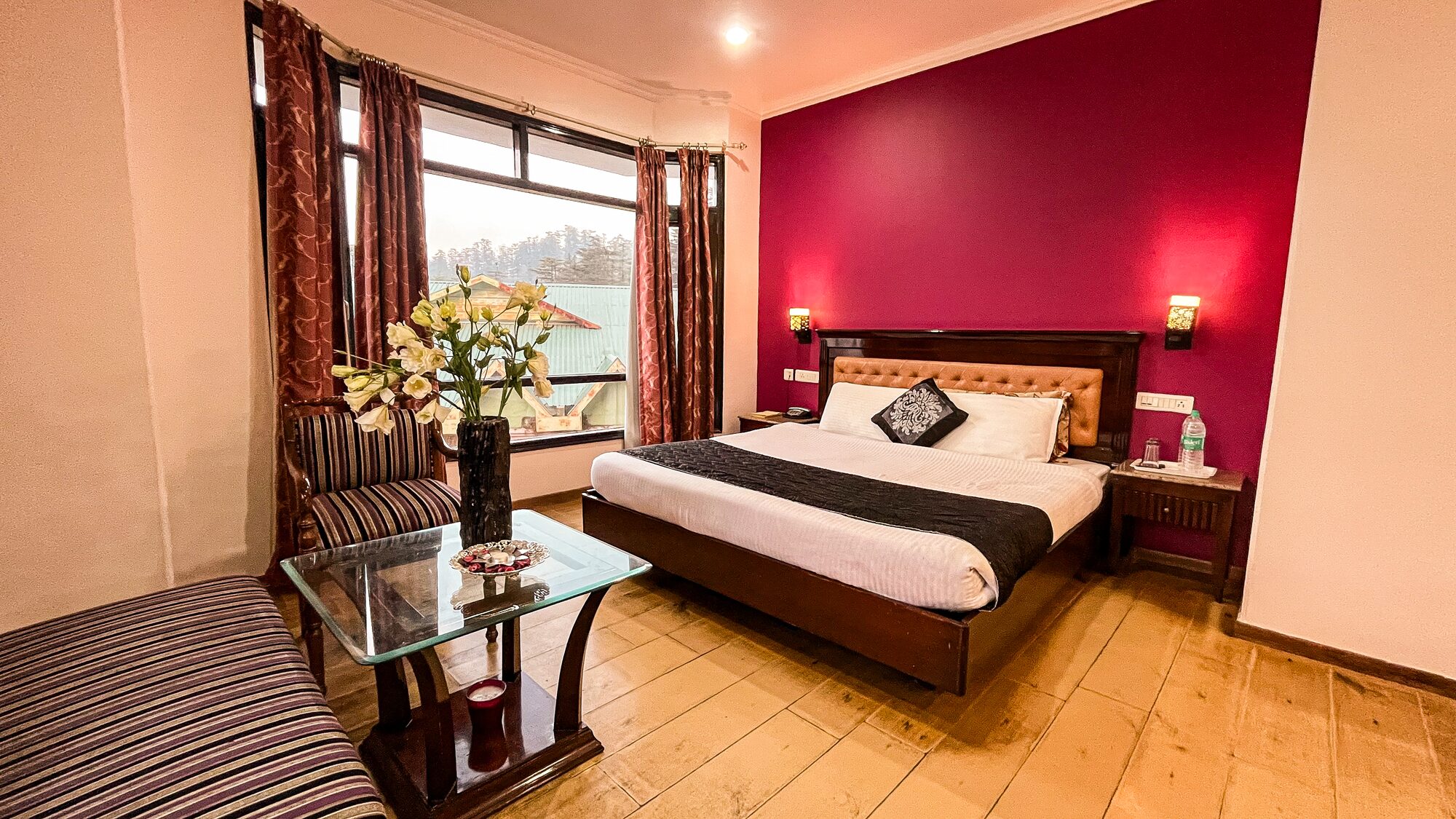 Super Deluxe Room window