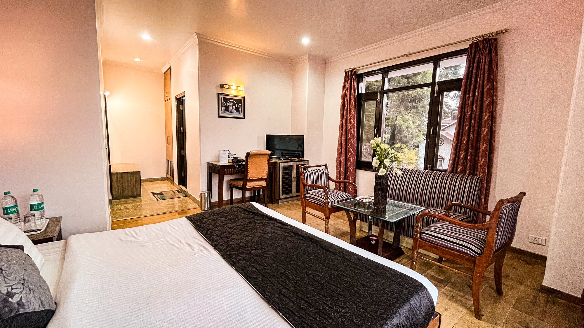 Super Deluxe Room - View 6